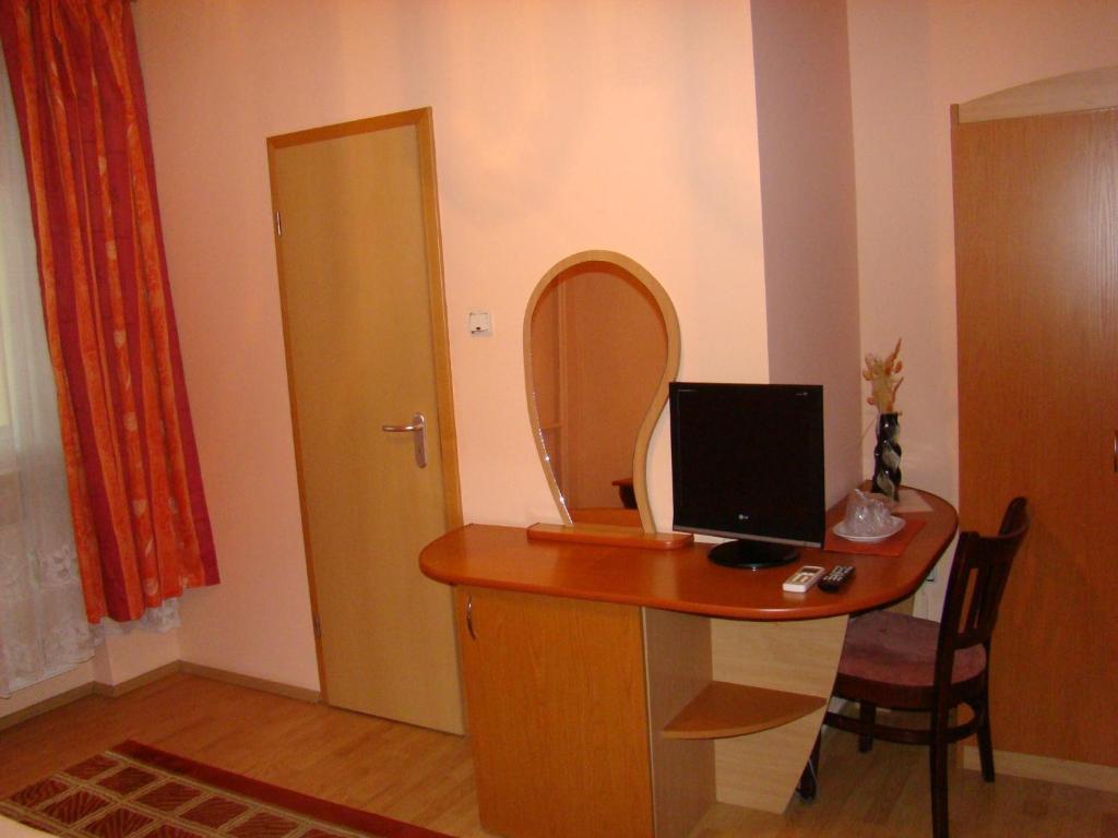 Pensiunea Vlad Timişoara Exterior foto